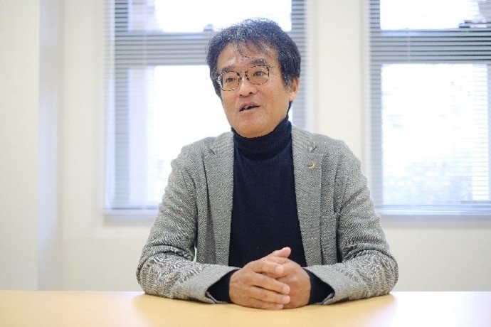 自動車技術とインド思想が研究の支柱- 工学部 田中裕久 教授 | 高校生